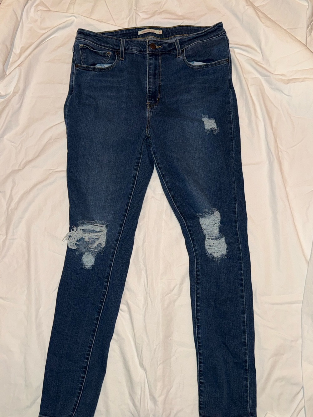 Levi’s 721 High Rise Skinny Jeans